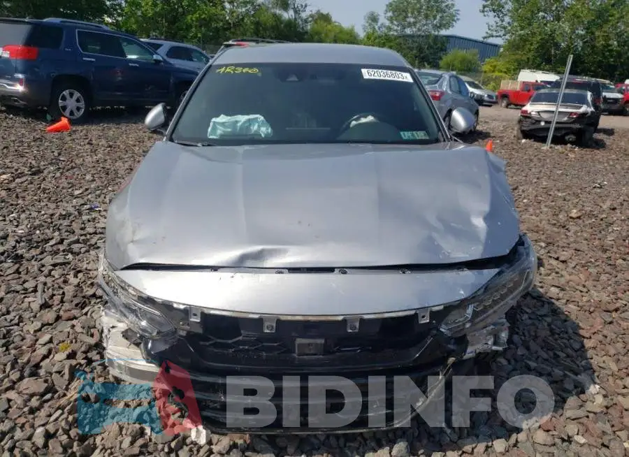 1HGCV1F35JA102493 Photo# 5