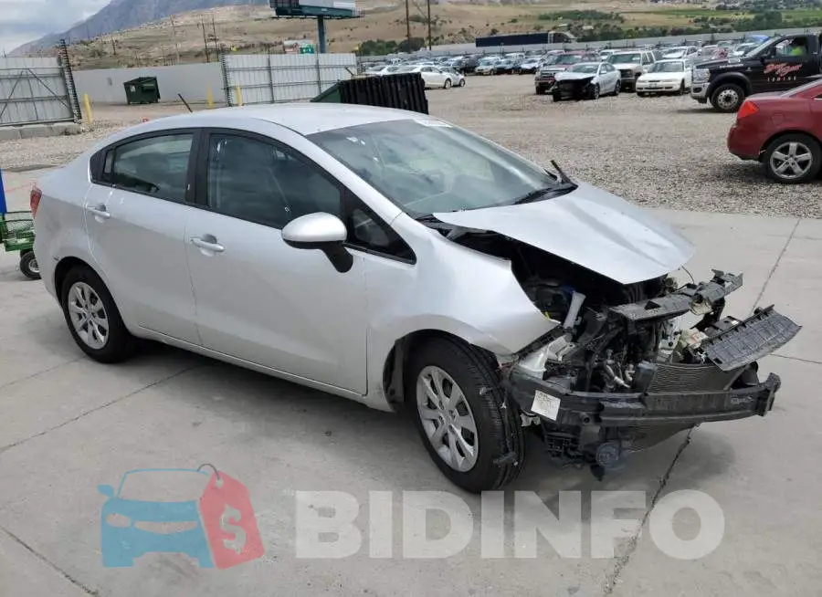 KNADM4A33G6648152 Photo# 4