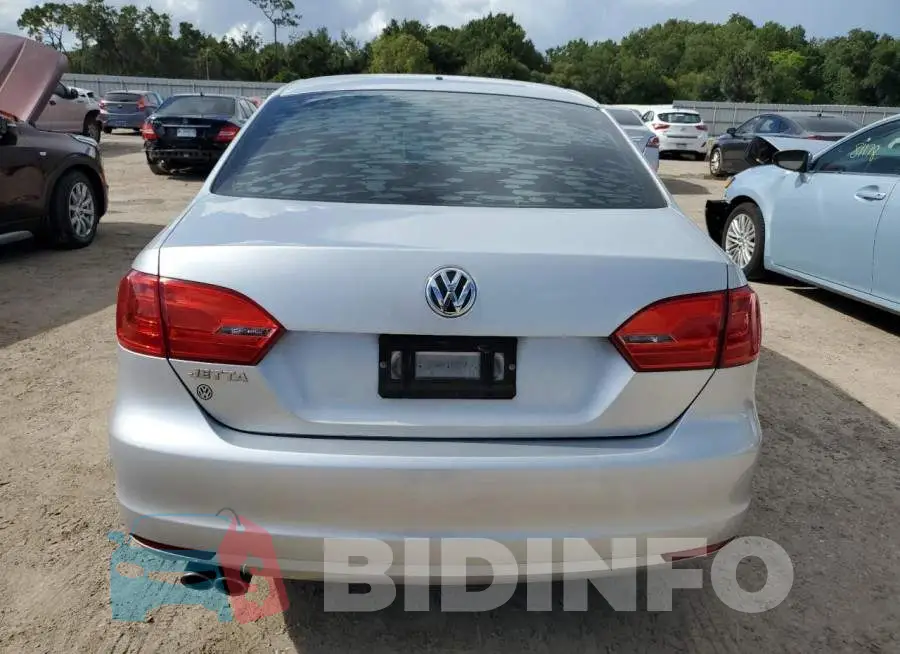 3VW2K7AJXEM325274 Photo# 6