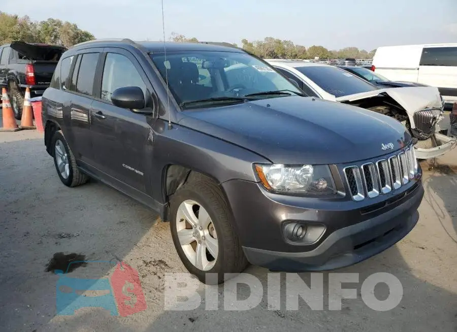 1C4NJCBA6HD147941 Photo# 4