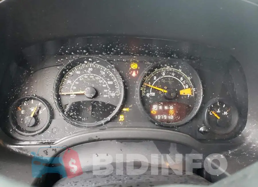 1C4NJRFB6ED718524 Photo# 9