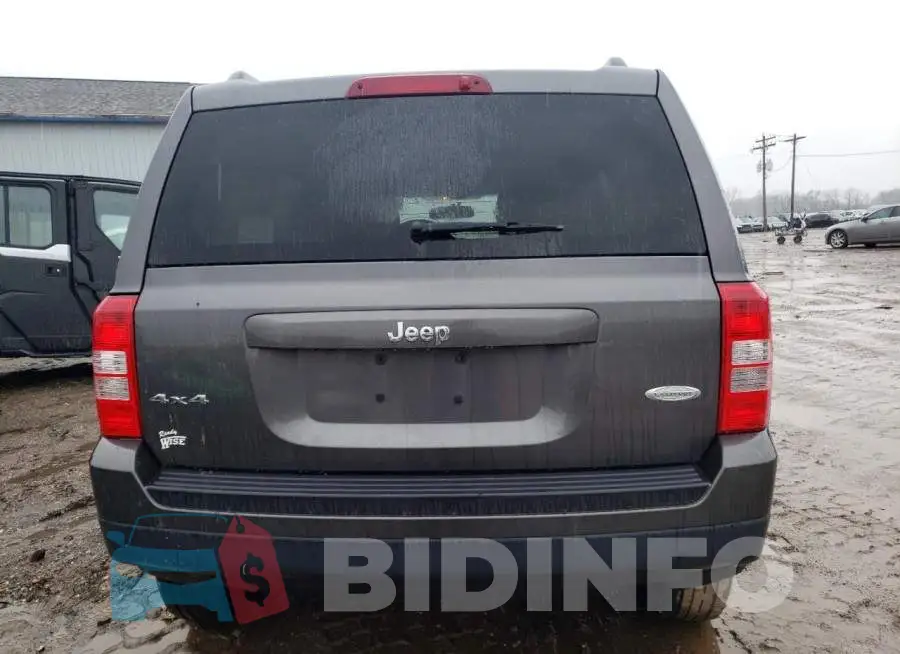 1C4NJRFB6ED718524 Photo# 6