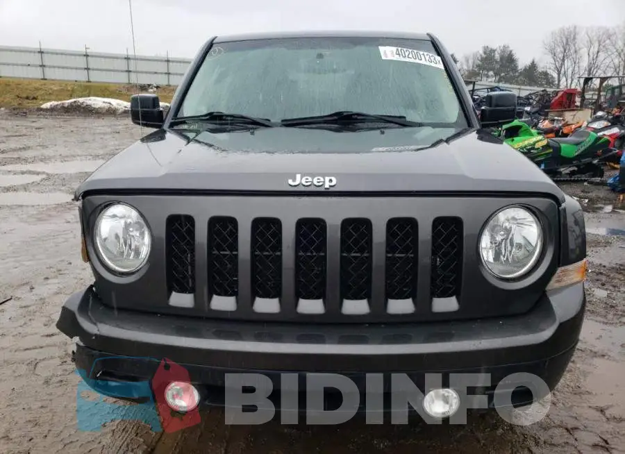 1C4NJRFB6ED718524 Photo# 5