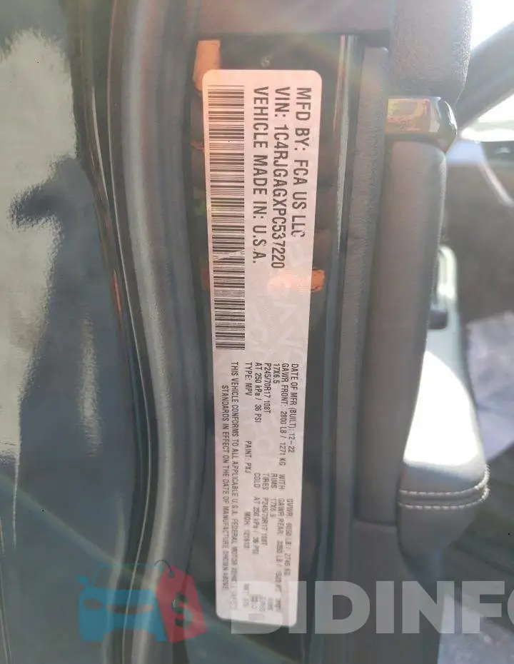 1C4RJGAGXPC537220 Photo# 12