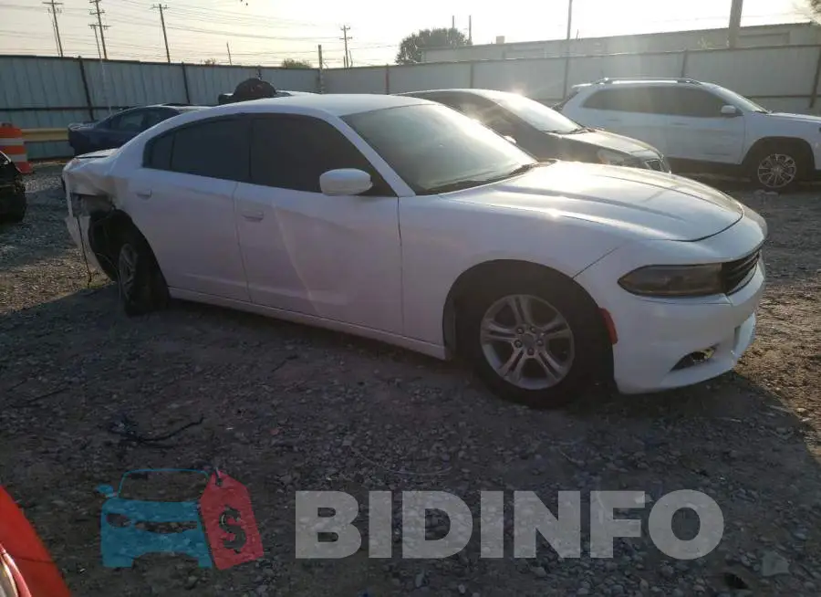 2C3CDXBG1FH728584 Photo# 4