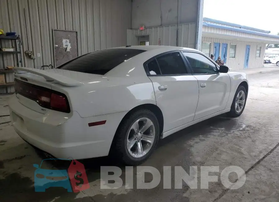 2C3CDXHG3EH123732 Photo# 3