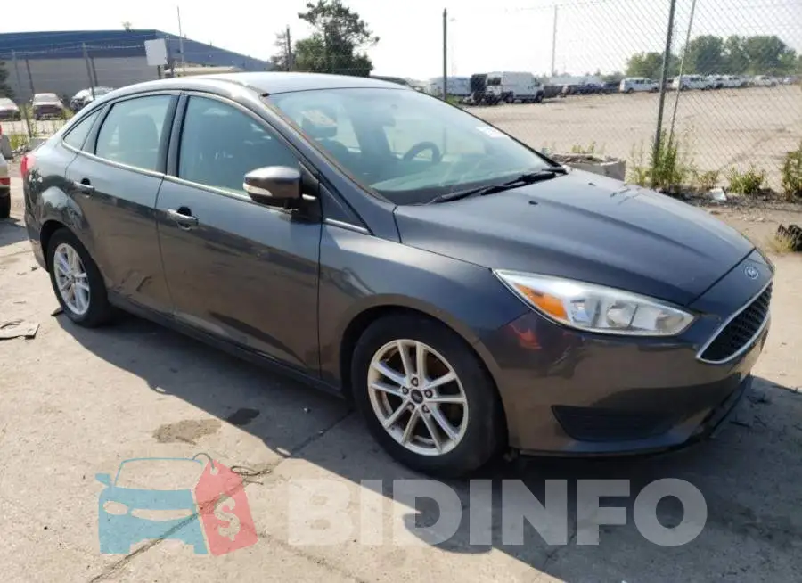 1FADP3F21GL404012 Photo# 4