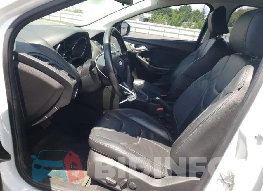 1FADP3K20FL368107 Photo# 7