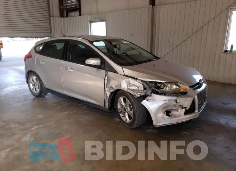 1FADP3K27EL140152 Photo# 4