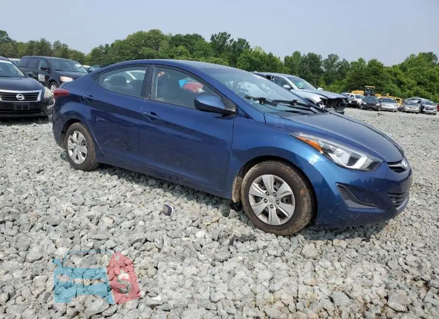5NPDH4AE8GH688113 Photo# 4