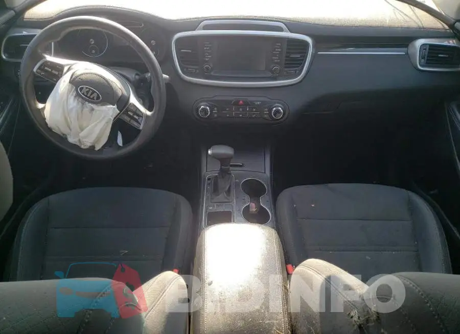 5XYPG4A34KG478087 Photo# 8
