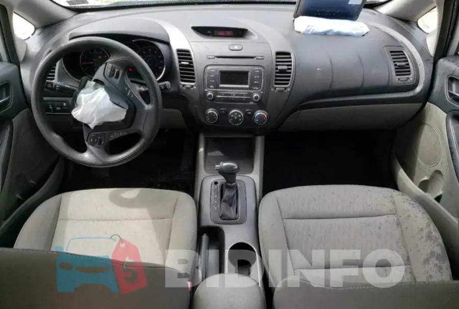 KNAFK4A60G5524273 Photo# 8