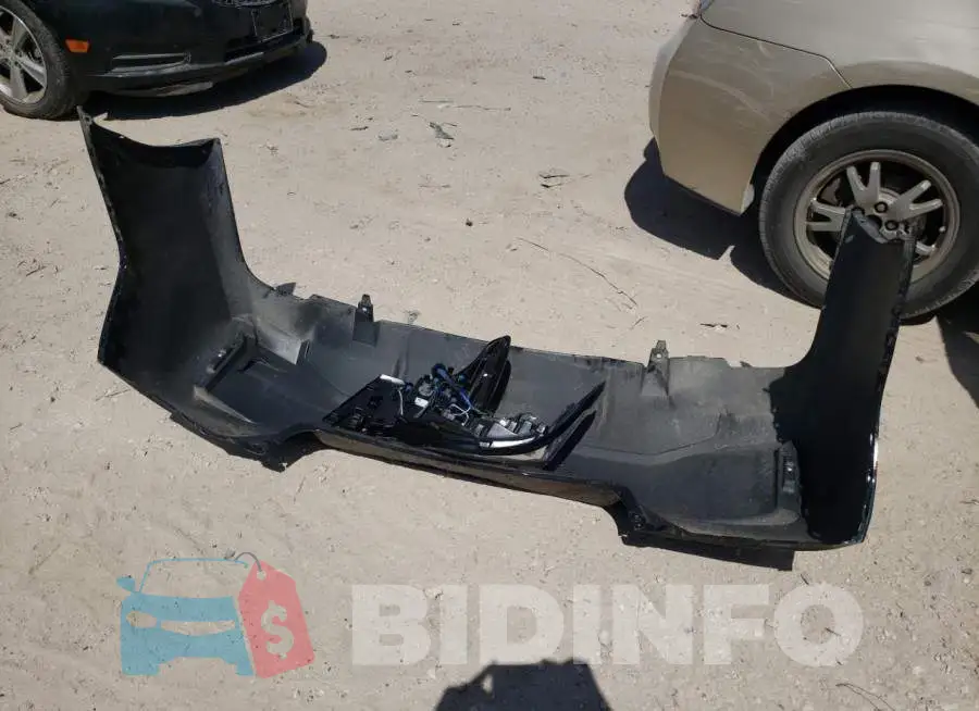 ML32FUFJ8NHF08164 Photo# 12