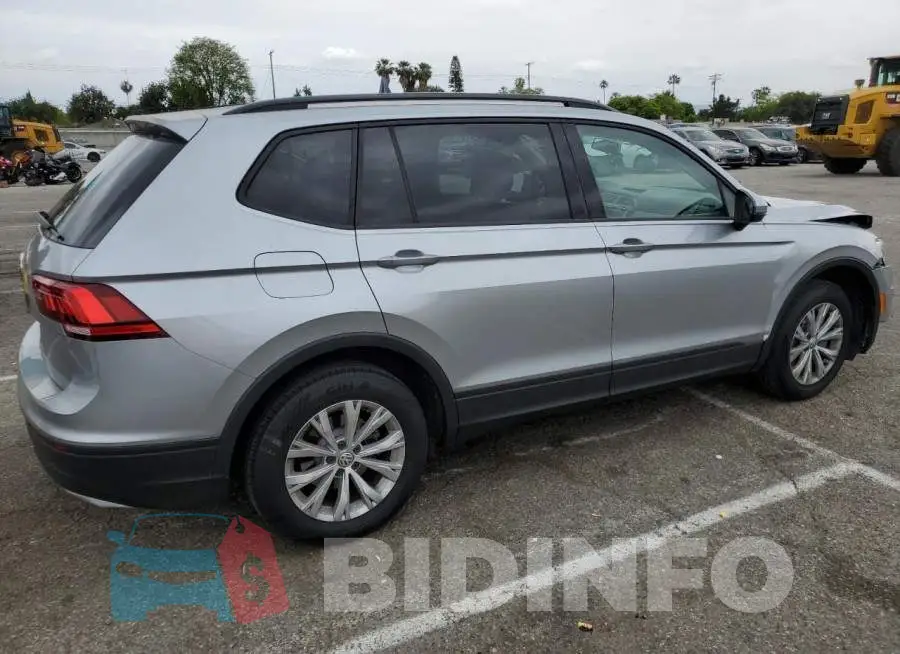 3VV1B7AX7KM145864 Photo# 3