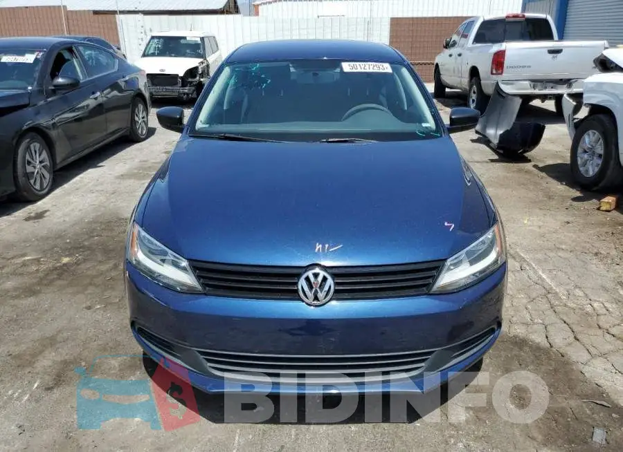 3VW2K7AJ9EM276990 Photo# 5