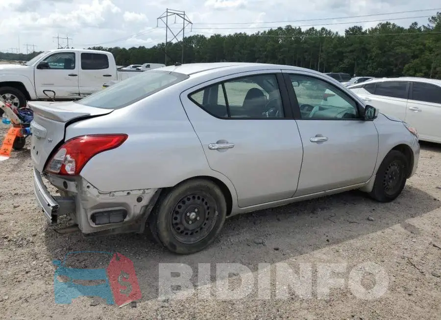 3N1CN7AP1JL820162 Photo# 3