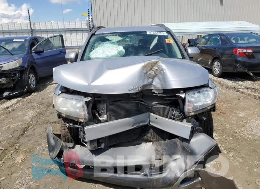 1C4NJCEA9GD666234 Photo# 5