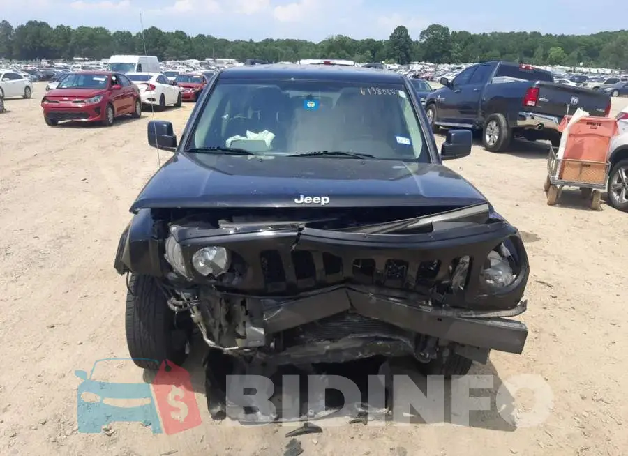 1C4NJPFB0FD203458 Photo# 5
