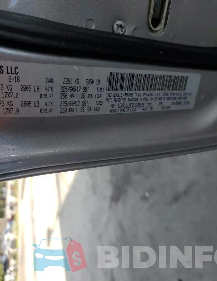 1C4PJLLB5KD202516 Photo# 12