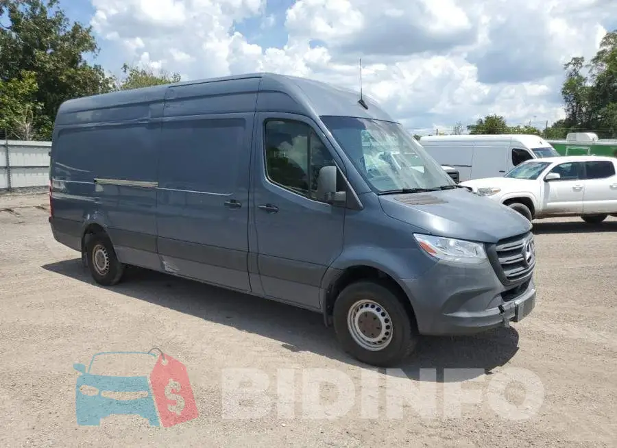 WD4PF1CD5KP122757 Photo# 4