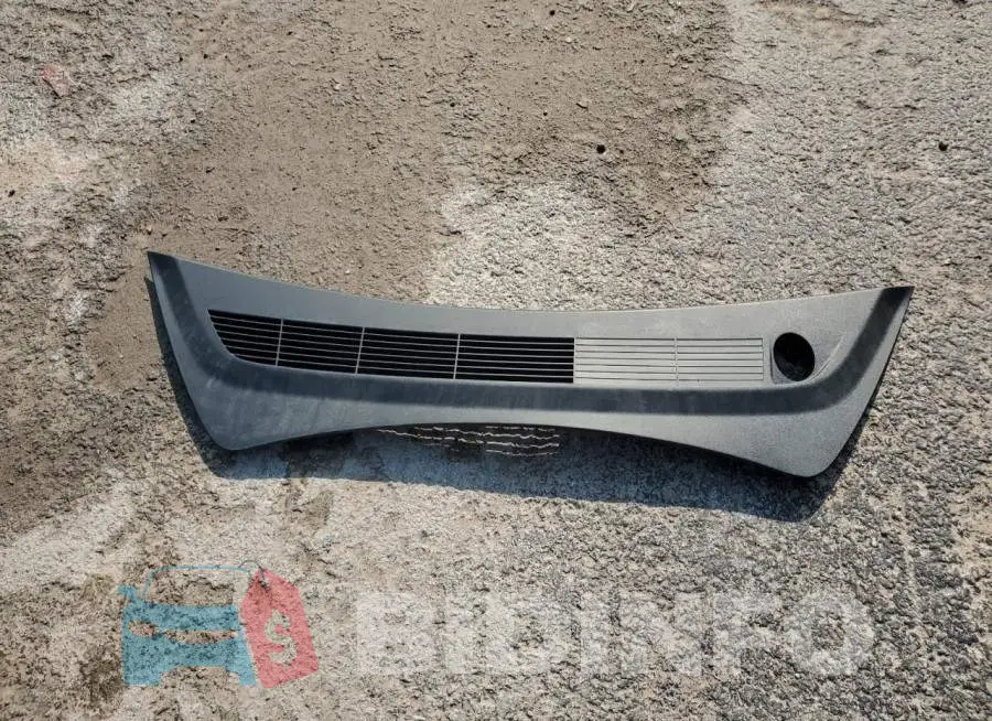 5YJ3E1EBXKF209118 Photo# 12