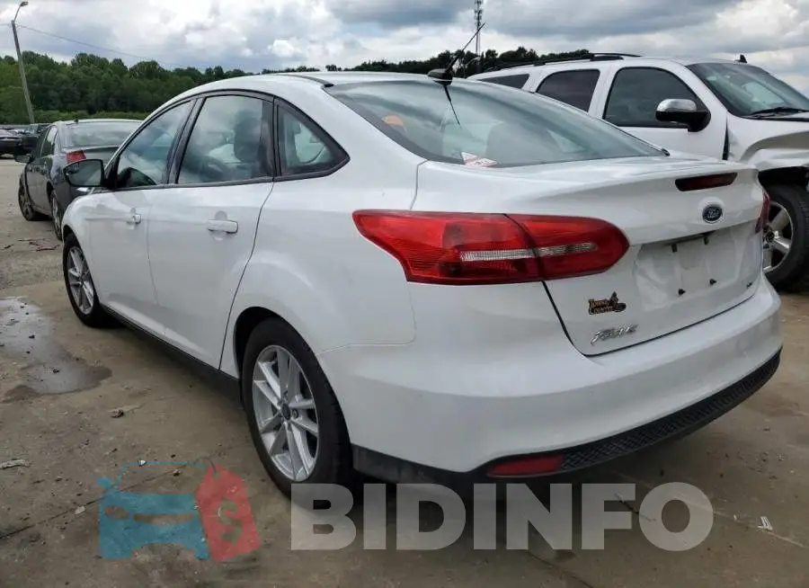 1FADP3F21JL320814 Photo# 2