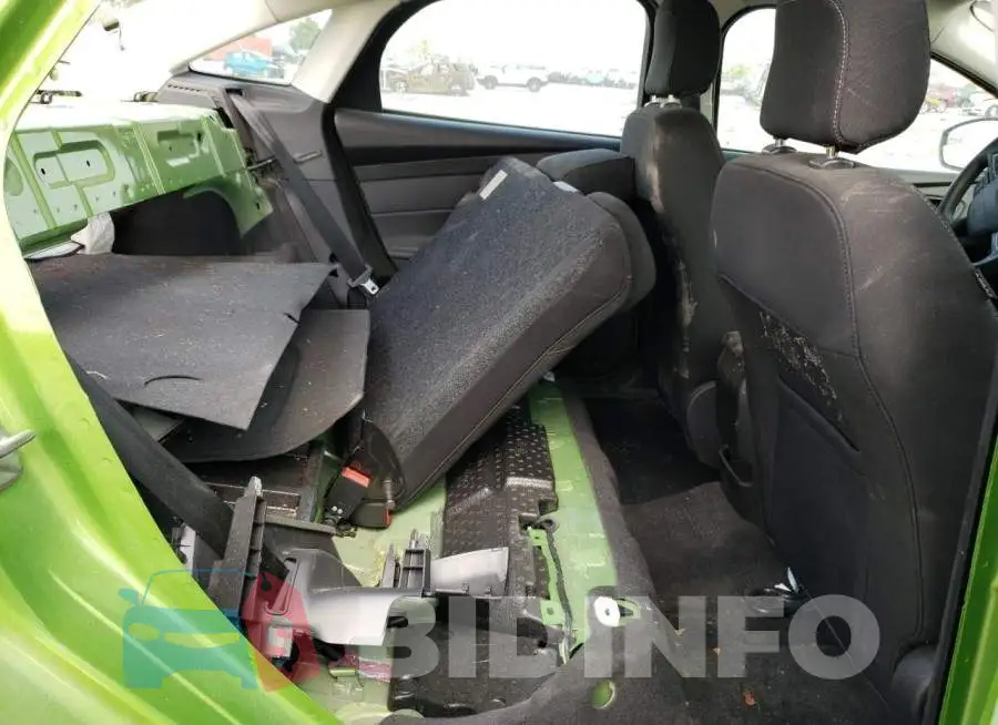 1FADP3F26JL291651 Photo# 10