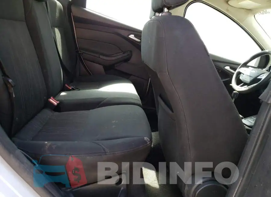 1FADP3K2XJL277712 Photo# 10