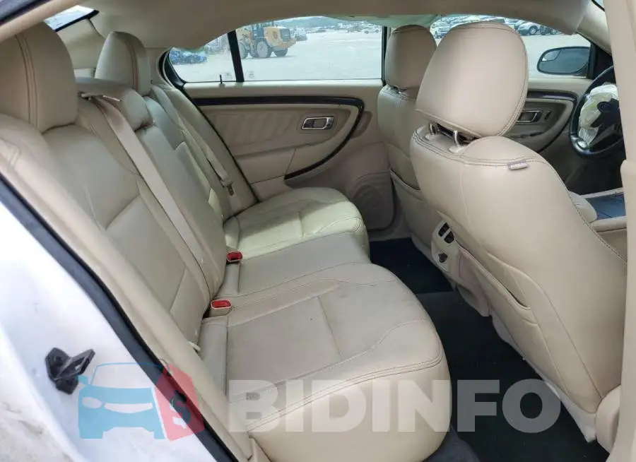 1FAHP2F86GG141315 Photo# 10