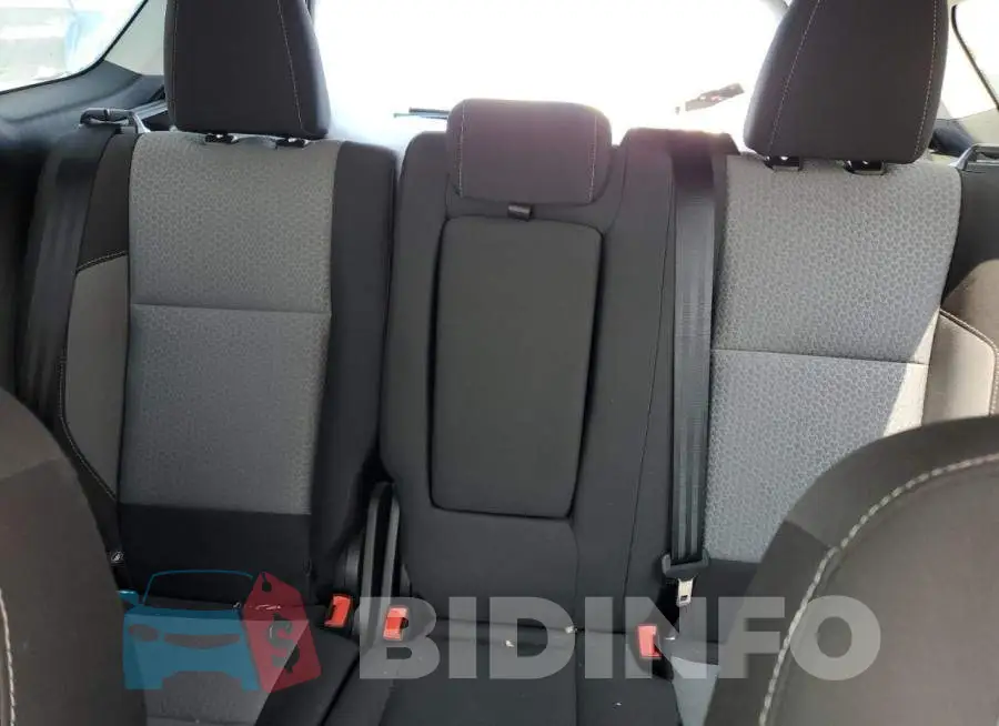 1FMCU0GD9HUD17849 Photo# 10