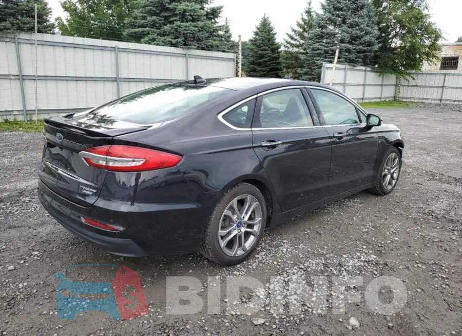 3FA6P0RUXLR205945 Photo# 3