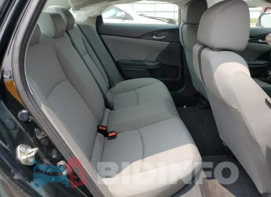 19XFC2F60KE017111 Photo# 10