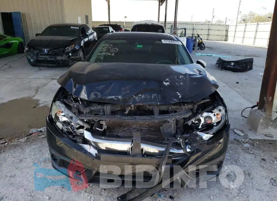 19XFC2F84GE055241 Photo# 5