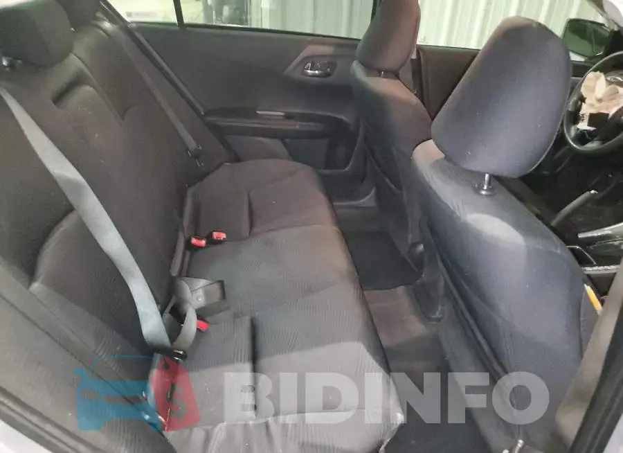 1HGCR2F34EA190422 Photo# 10