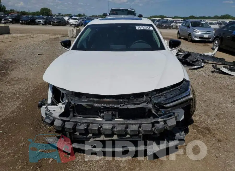 19UUB6F46MA003155 Photo# 5