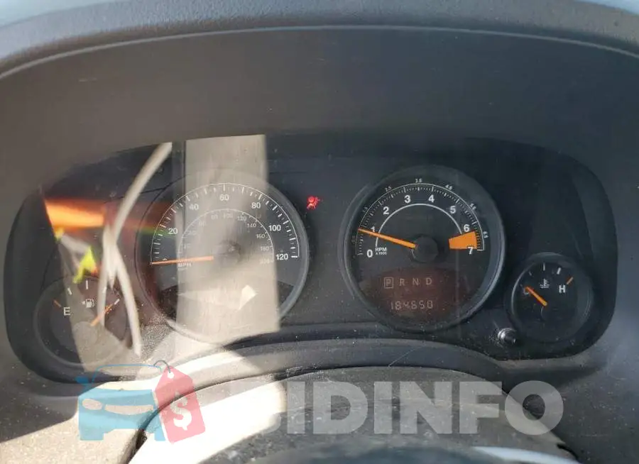 1C4NJPBB2FD329732 Photo# 9