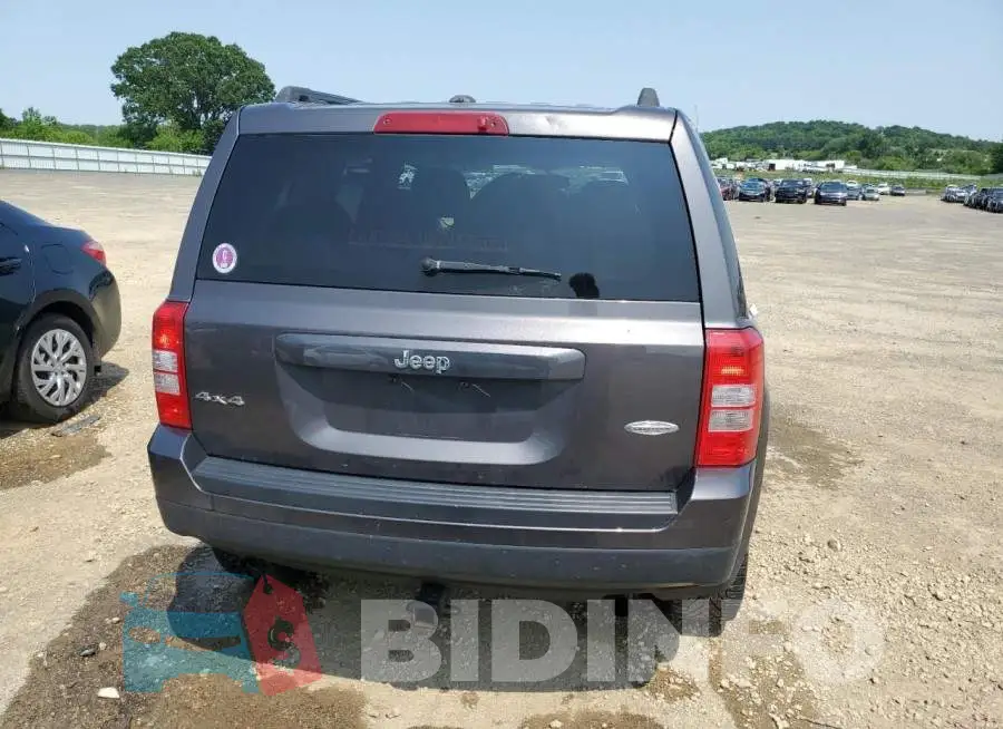 1C4NJRFB3GD718421 Photo# 6