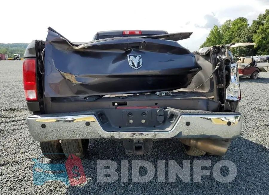 3C63RRGL2HG638403 Photo# 6