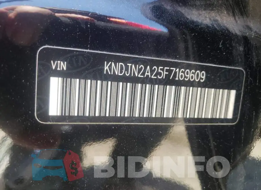 KNDJN2A25F7169609 Photo# 13