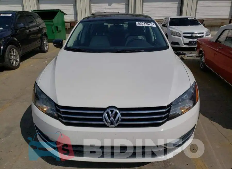 1VWBS7A33FC071220 Photo# 5
