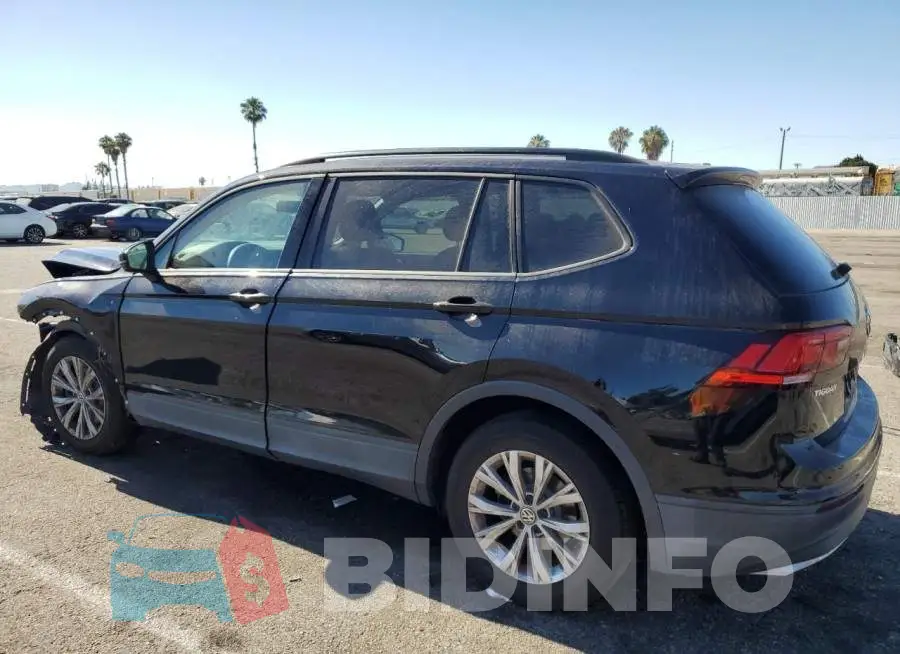 3VV1B7AX1KM142491 Photo# 2