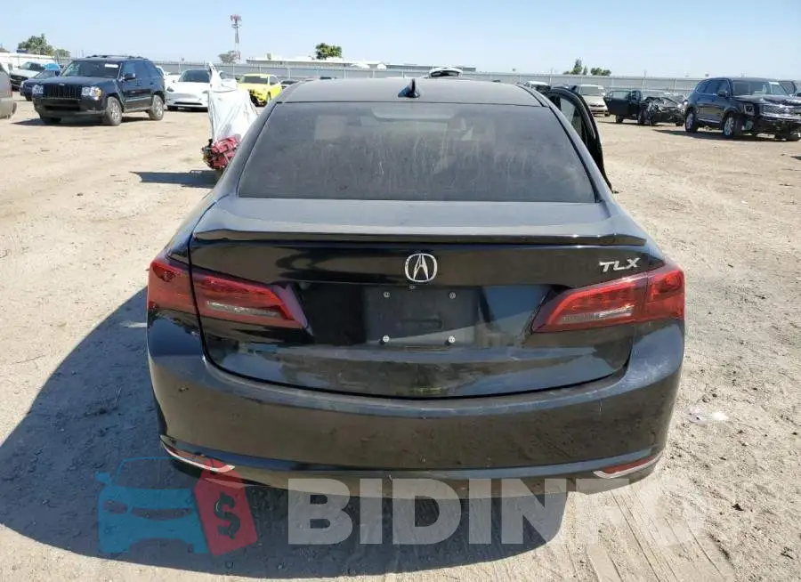 19UUB2F53FA007152 Photo# 6