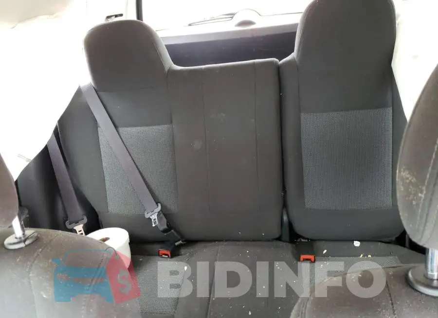 1C4NJPBB8HD166300 Photo# 10