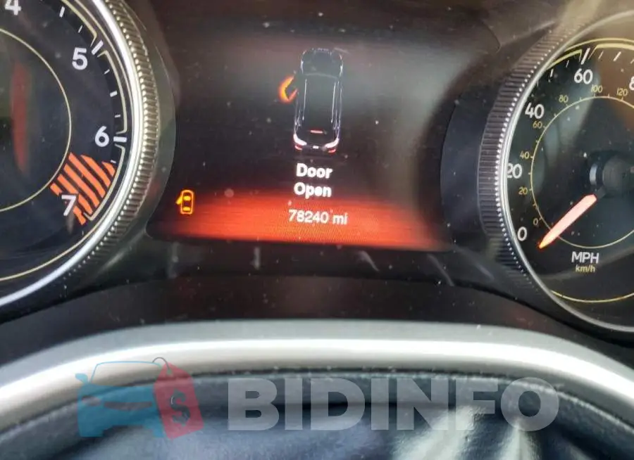 1C4PJLDBXEW181332 Photo# 9
