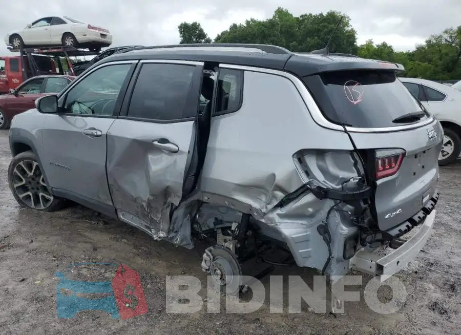 3C4NJDCB8KT656718 Photo# 2