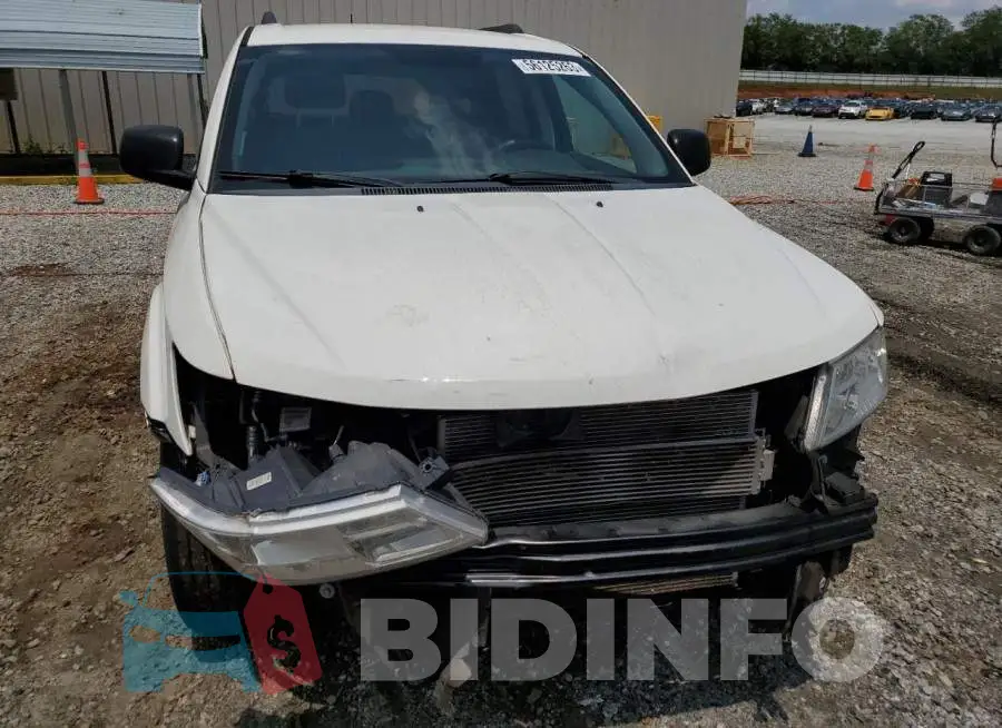 3C4PDCAB5HT505177 Photo# 5