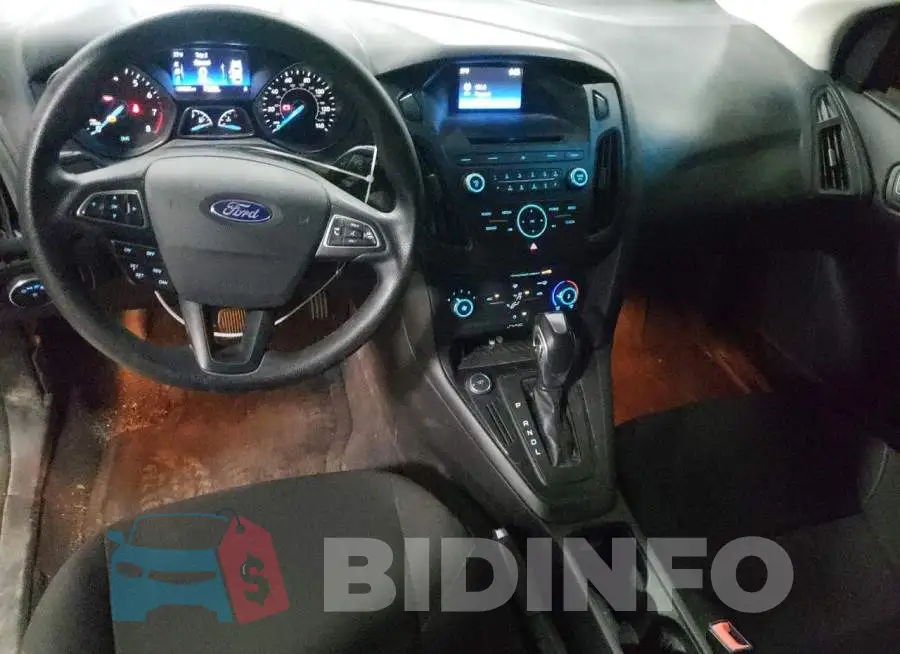 1FADP3F2XFL240743 Photo# 8
