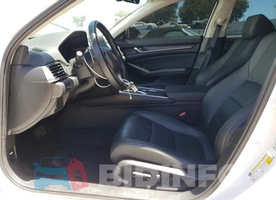 1HGCV3F50KA005507 Photo# 7