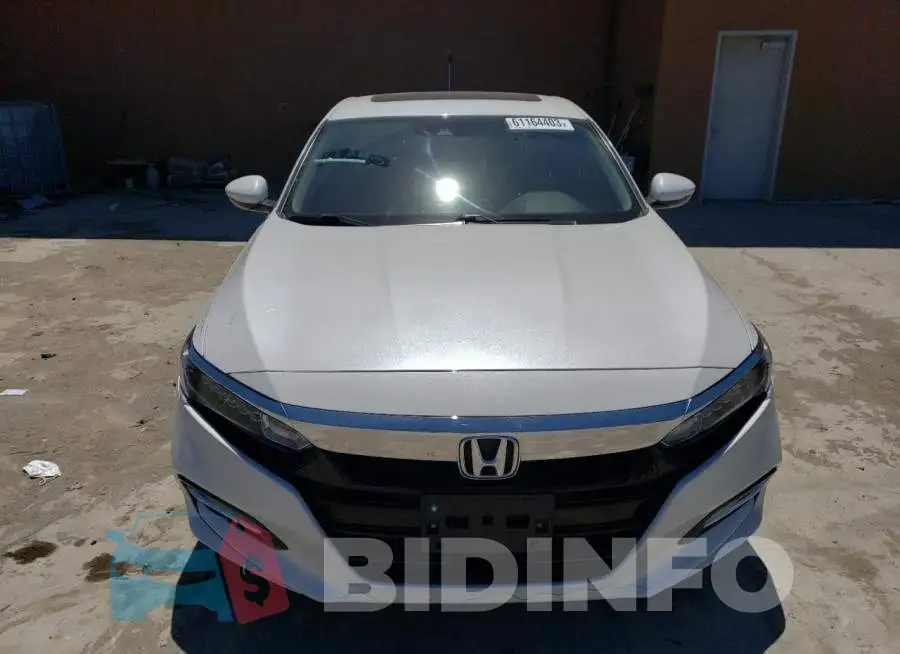1HGCV3F50KA005507 Photo# 5