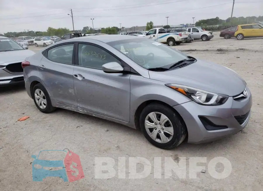 5NPDH4AE8GH779818 Photo# 4